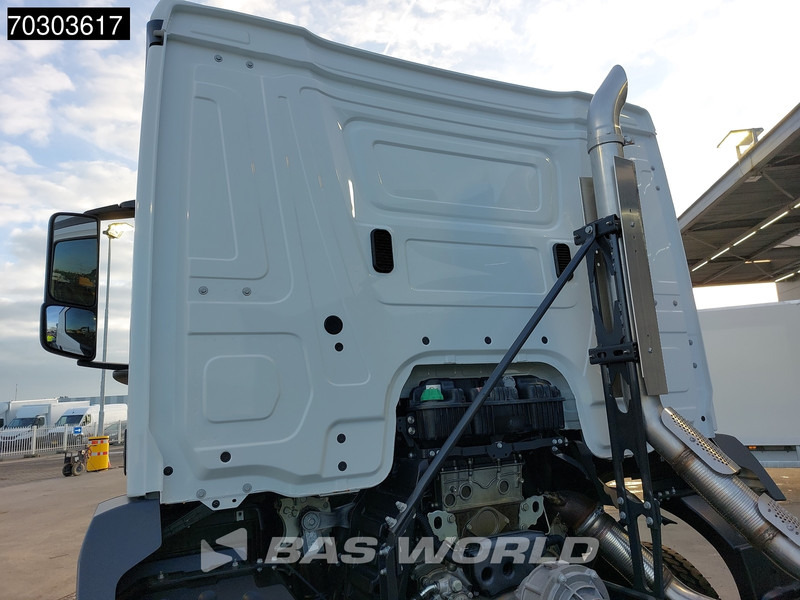 Mercedes-Benz Arocs 3340 6X4 NEW EURO 5 Chassis Steel Suspension Big-Axle Automatic - Fahrgestell LKW: das Bild 5 Mercedes-Benz Arocs 3340 6X4 NEW EURO 5 Chassis Steel Suspension Big-Axle Automatic - Fahrgestell LKW: das Bild 5