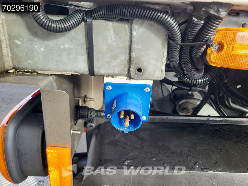 Mitsubishi 7C18 Mitsubishi 4X2 100% Electric NL-Truck Carrier Vatna 400 H cooler Ladebordwand Navi Automatic – Leasing Mitsubishi 7C18 Mitsubishi 4X2 100% Electric NL-Truck Carrier Vatna 400 H cooler Ladebordwand Navi Automatic: das Bild 19