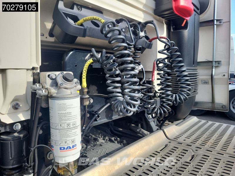 DAF XF 450 4X2 NL-Truck 2x Tanks Standklima - Sattelzugmaschine: das Bild 3 DAF XF 450 4X2 NL-Truck 2x Tanks Standklima - Sattelzugmaschine: das Bild 3