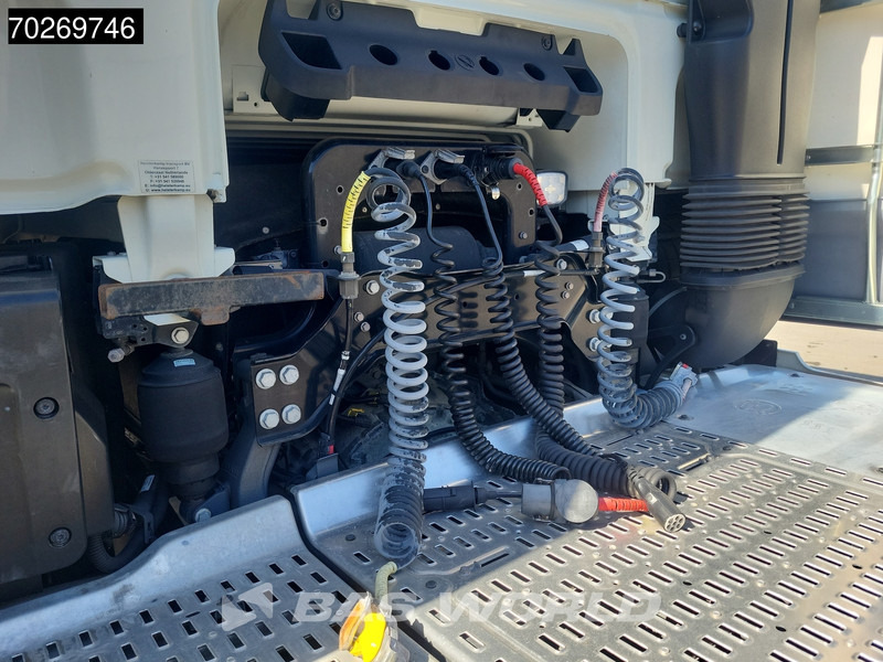 DAF XF 480 4X2 SSC 2x Tanks - Sattelzugmaschine: das Bild 5 DAF XF 480 4X2 SSC 2x Tanks - Sattelzugmaschine: das Bild 5