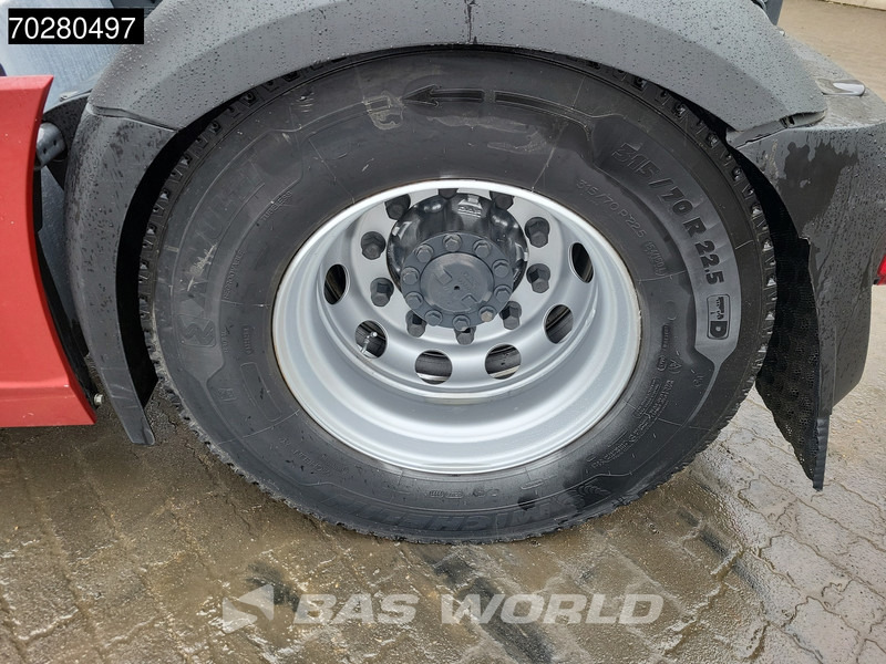 Sattelzugmaschine DAF XF 530 XF 4X2 Retarder ACC Standklima Euro 6: das Bild 18