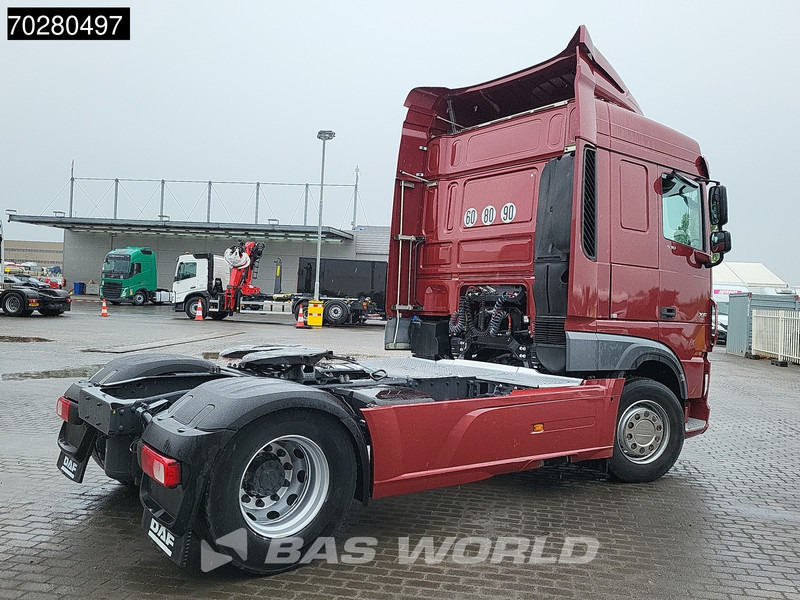 Sattelzugmaschine DAF XF 530 XF 4X2 Retarder ACC Standklima Euro 6: das Bild 5