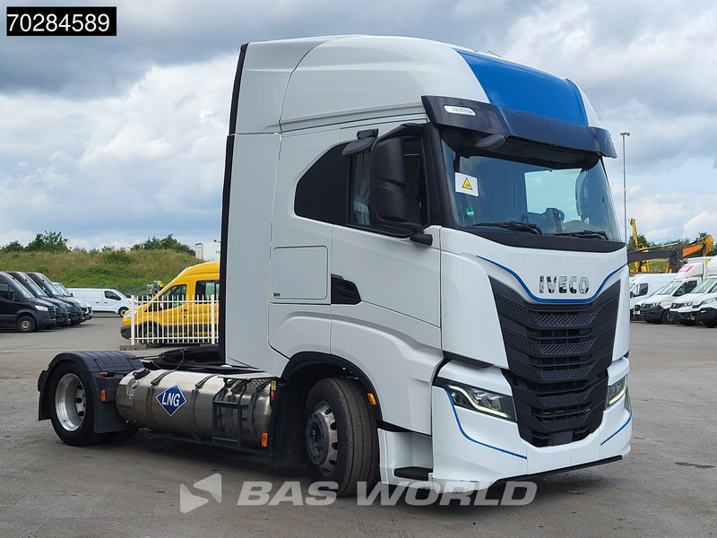 Iveco S-Way 460 4X2 LNG Mega Retarder 2x Tanks Navi - Sattelzugmaschine: das Bild 3 Iveco S-Way 460 4X2 LNG Mega Retarder 2x Tanks Navi - Sattelzugmaschine: das Bild 3