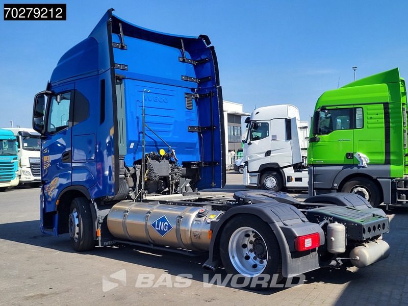 Iveco S-Way 460 4X2 Mega 2x LNG Tanks Retarder ACC Euro 6 - Sattelzugmaschine: das Bild 2 Iveco S-Way 460 4X2 Mega 2x LNG Tanks Retarder ACC Euro 6 - Sattelzugmaschine: das Bild 2