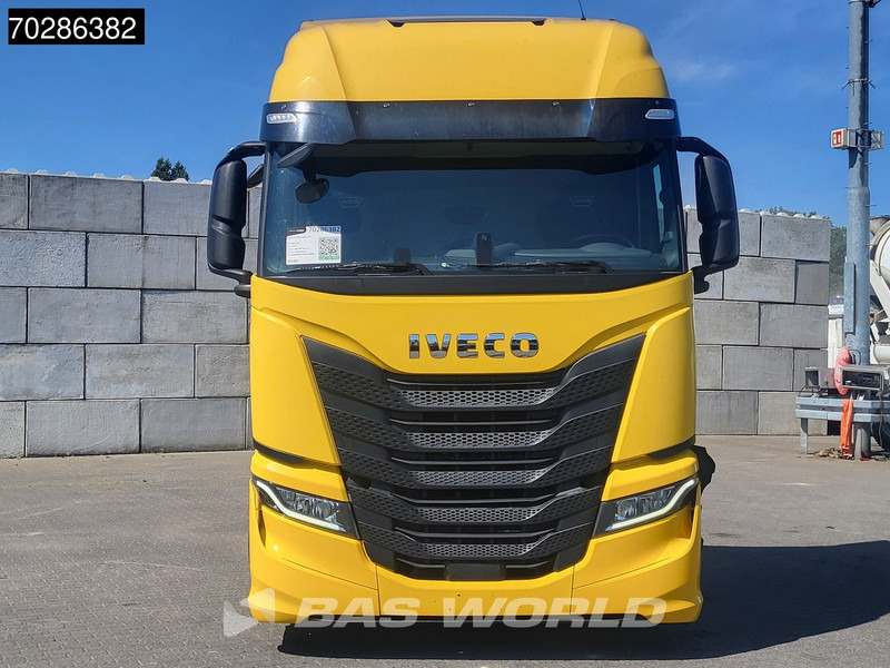 Iveco S-Way 460 4X2 Retarder Mega ACC Euro 6 - Sattelzugmaschine: das Bild 3 Iveco S-Way 460 4X2 Retarder Mega ACC Euro 6 - Sattelzugmaschine: das Bild 3