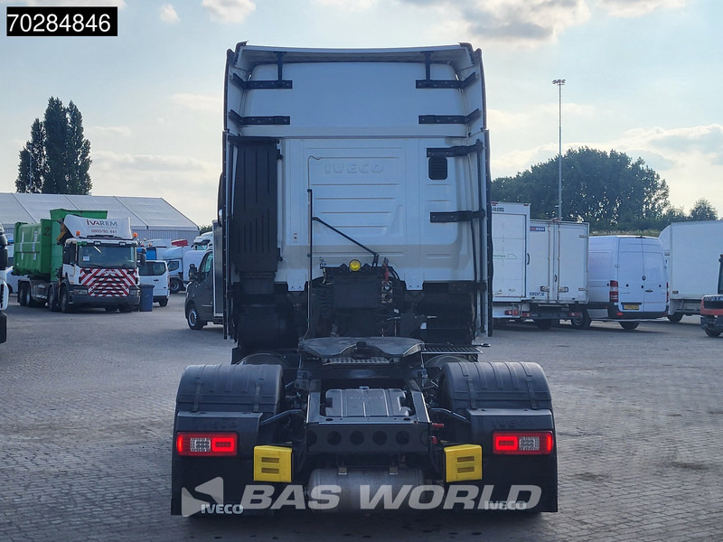 Iveco S-Way 460 S-Way 4X2 Retarder 2x LNG Tanks Navi ACC Alcoa's - Sattelzugmaschine: das Bild 5 Iveco S-Way 460 S-Way 4X2 Retarder 2x LNG Tanks Navi ACC Alcoa's - Sattelzugmaschine: das Bild 5
