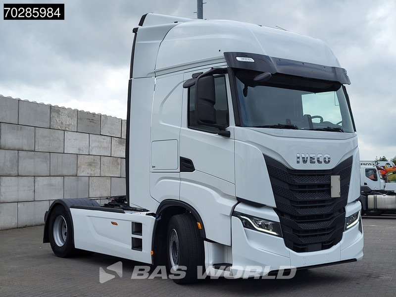 Iveco S-Way 490 4X2 Retarder Standklima 2xTanks Navi ACC LED Euro 6 - Sattelzugmaschine: das Bild 3 Iveco S-Way 490 4X2 Retarder Standklima 2xTanks Navi ACC LED Euro 6 - Sattelzugmaschine: das Bild 3