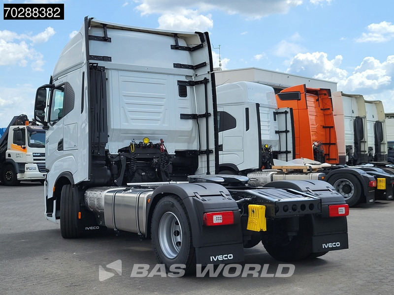 Iveco S-Way 580 4X2 NEW! 2x Tanks Navi ACC Standklima - Sattelzugmaschine: das Bild 2 Iveco S-Way 580 4X2 NEW! 2x Tanks Navi ACC Standklima - Sattelzugmaschine: das Bild 2