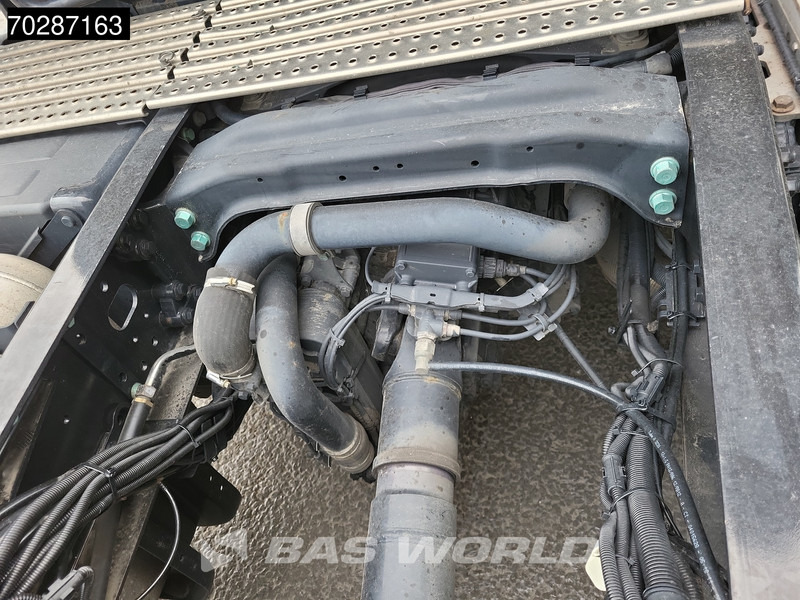 Sattelzugmaschine MAN TGX 18.470 4X2 XXL Retarder 2x Tanks Standklima ACC Navi Euro 6: das Bild 13