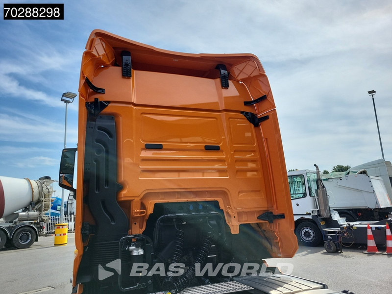 MAN TGX 18.480 4X2 NEW! Mega GM Retarder 2x Tanks Euro 6 - Sattelzugmaschine: das Bild 5 MAN TGX 18.480 4X2 NEW! Mega GM Retarder 2x Tanks Euro 6 - Sattelzugmaschine: das Bild 5