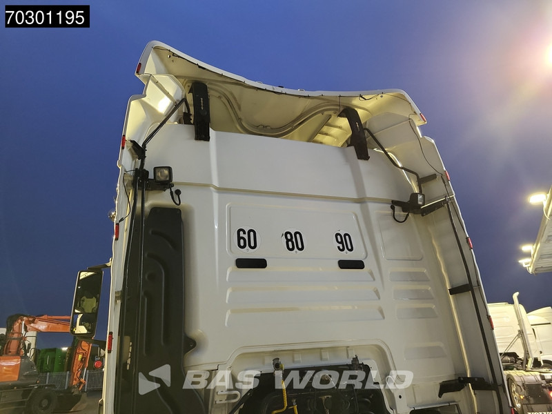 MAN TGX 18.500 4X2 XLX Retarder 2xTanks - Sattelzugmaschine: das Bild 5 MAN TGX 18.500 4X2 XLX Retarder 2xTanks - Sattelzugmaschine: das Bild 5