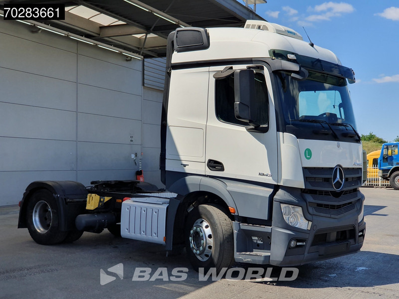 Mercedes-Benz Actros 1843 4X2 StreamSpace Retarder ADR Standklima - Sattelzugmaschine: das Bild 3 Mercedes-Benz Actros 1843 4X2 StreamSpace Retarder ADR Standklima - Sattelzugmaschine: das Bild 3