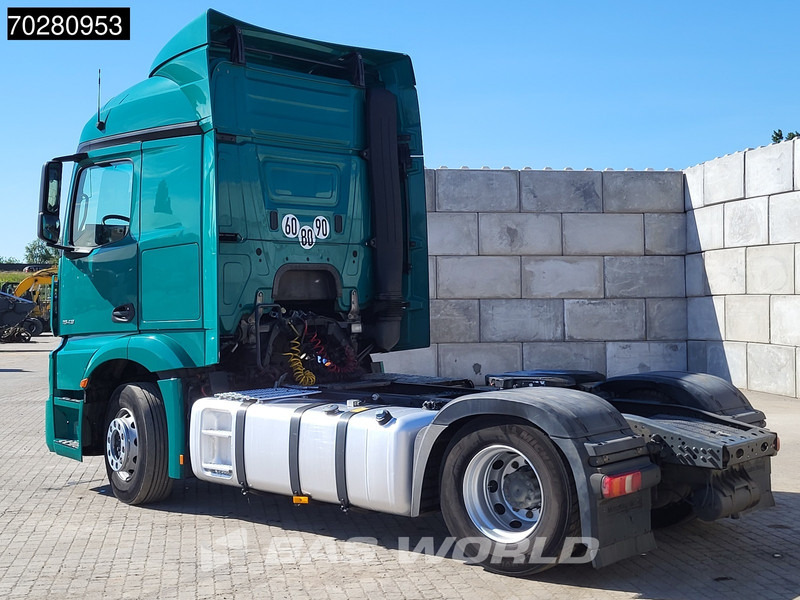 Mercedes-Benz Actros 1843 Actros 4X2 StreamSpace Euro 6 - Sattelzugmaschine: das Bild 2 Mercedes-Benz Actros 1843 Actros 4X2 StreamSpace Euro 6 - Sattelzugmaschine: das Bild 2