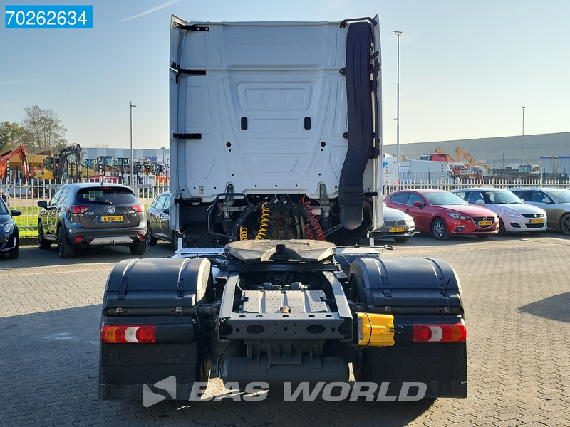 Mercedes-Benz Actros 1845 4X2 BROKEN ENGINE! ACC Retarder Standklima ADR BigSpace - Sattelzugmaschine: das Bild 3 Mercedes-Benz Actros 1845 4X2 BROKEN ENGINE! ACC Retarder Standklima ADR BigSpace - Sattelzugmaschine: das Bild 3