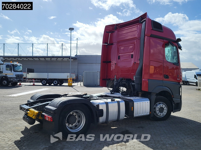 Mercedes-Benz Actros 1845 Actros 4X2 BigSpace 2xTanks Mirror Cam Euro 6 - Sattelzugmaschine: das Bild 5 Mercedes-Benz Actros 1845 Actros 4X2 BigSpace 2xTanks Mirror Cam Euro 6 - Sattelzugmaschine: das Bild 5