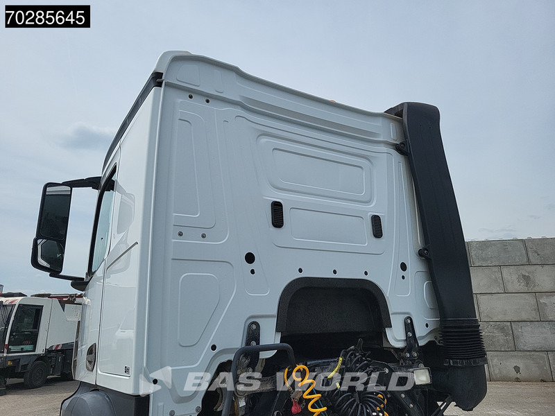 Mercedes-Benz Actros 1845 Actros 4X2 Retarder Hydraulik Euro 6 - Sattelzugmaschine: das Bild 5 Mercedes-Benz Actros 1845 Actros 4X2 Retarder Hydraulik Euro 6 - Sattelzugmaschine: das Bild 5
