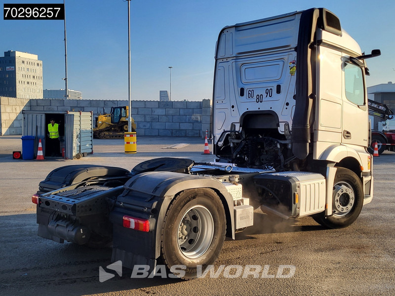 Mercedes-Benz Actros 1846 Actros 4X2 StreamSpace Compressor MirrorCam Navi Euro 6 - Sattelzugmaschine: das Bild 5 Mercedes-Benz Actros 1846 Actros 4X2 StreamSpace Compressor MirrorCam Navi Euro 6 - Sattelzugmaschine: das Bild 5