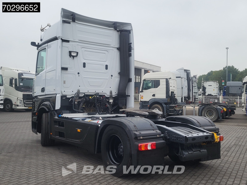 Mercedes-Benz Actros 1848 4X2 BigSpace Retarder Standklima ACC Xenon Euro 6 - Sattelzugmaschine: das Bild 2 Mercedes-Benz Actros 1848 4X2 BigSpace Retarder Standklima ACC Xenon Euro 6 - Sattelzugmaschine: das Bild 2
