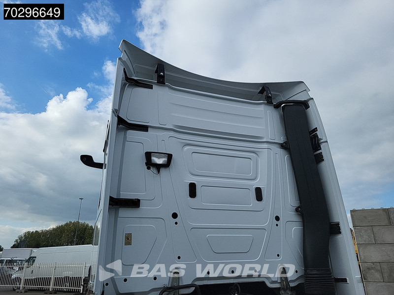 Mercedes-Benz Actros 1848 4X2 BigSpace Retarder Xenon Standklima ACC Navi Euro 6 - Sattelzugmaschine: das Bild 5 Mercedes-Benz Actros 1848 4X2 BigSpace Retarder Xenon Standklima ACC Navi Euro 6 - Sattelzugmaschine: das Bild 5