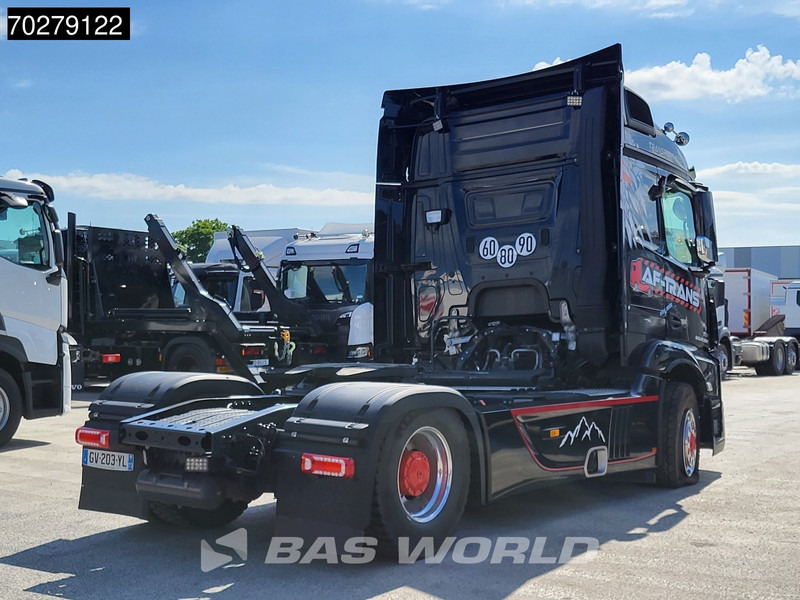 Mercedes-Benz Actros 1853 4X4 Hydrodrive Retarder LED Euro 6 - Sattelzugmaschine: das Bild 5 Mercedes-Benz Actros 1853 4X4 Hydrodrive Retarder LED Euro 6 - Sattelzugmaschine: das Bild 5