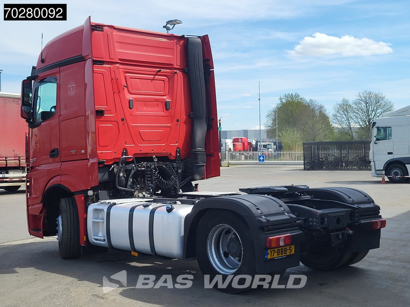 Mercedes-Benz Actros 2042 4X2 NL-Truck BigSpace Euro 6 Xenon - Sattelzugmaschine: das Bild 2 Mercedes-Benz Actros 2042 4X2 NL-Truck BigSpace Euro 6 Xenon - Sattelzugmaschine: das Bild 2