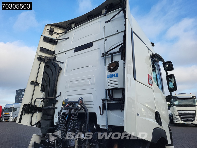 Sattelzugmaschine Renault T 460 4X2 NL-Truck APK 2xTanks Alcoa's: das Bild 6 Sattelzugmaschine Renault T 460 4X2 NL-Truck APK 2xTanks Alcoa's: das Bild 6