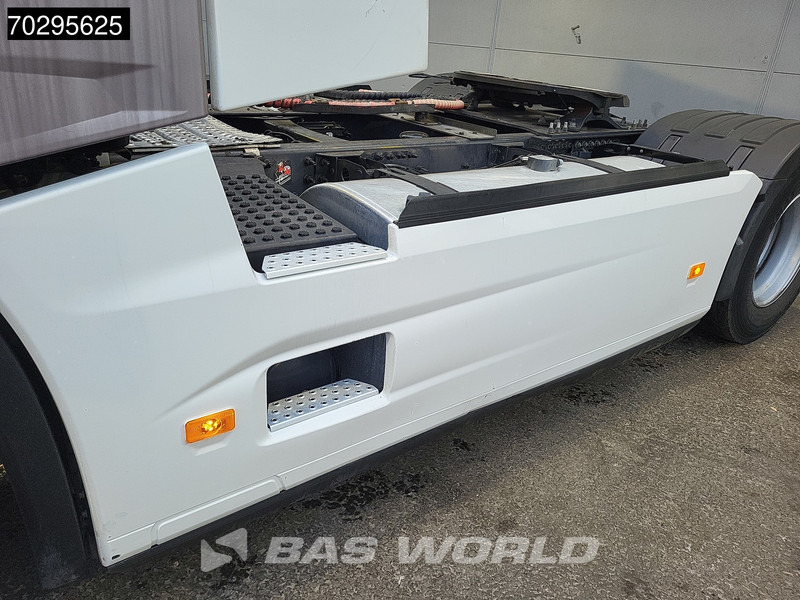 Sattelzugmaschine Renault T 520 4X2 HIGH Hydraulik Euro 6: das Bild 11 Sattelzugmaschine Renault T 520 4X2 HIGH Hydraulik Euro 6: das Bild 11