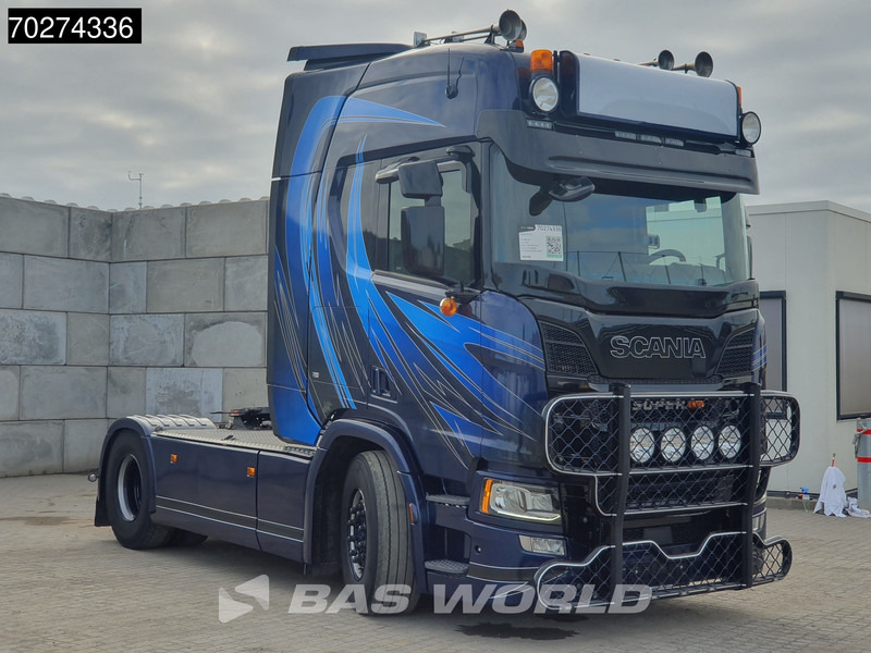 Scania R450 R 4X2 Full-Air Retarder 2xTanks ACC LED Standklima - Sattelzugmaschine: das Bild 3 Scania R450 R 4X2 Full-Air Retarder 2xTanks ACC LED Standklima - Sattelzugmaschine: das Bild 3