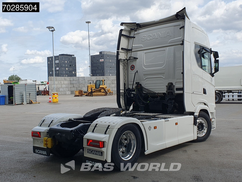 Scania S770 4X2 Full-Air Retarder 2x Tanks Standklima Alcoa's Leather - Sattelzugmaschine: das Bild 5 Scania S770 4X2 Full-Air Retarder 2x Tanks Standklima Alcoa's Leather - Sattelzugmaschine: das Bild 5