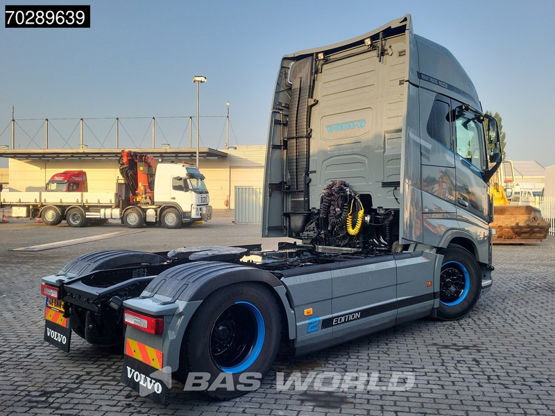 Volvo FH 500 FH 4X2 Edition2! NL-Truck XL Full-Air TC Dual-Clutch VDS 2xTanks Xenon I-ParkCool ACC Euro 6 - Sattelzugmaschine: das Bild 5 Volvo FH 500 FH 4X2 Edition2! NL-Truck XL Full-Air TC Dual-Clutch VDS 2xTanks Xenon I-ParkCool ACC Euro 6 - Sattelzugmaschine: das Bild 5