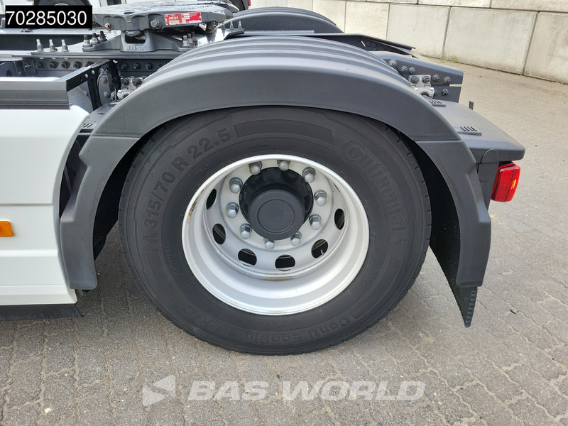 Sattelzugmaschine Volvo FH 500 FH 4X2 XL VEB+ 2x Tanks ACC LED ADR: das Bild 17