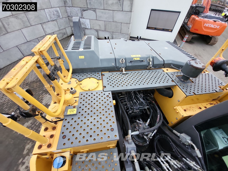 Kettenbagger Volvo EC250 E L Tiltrotator: das Bild 18