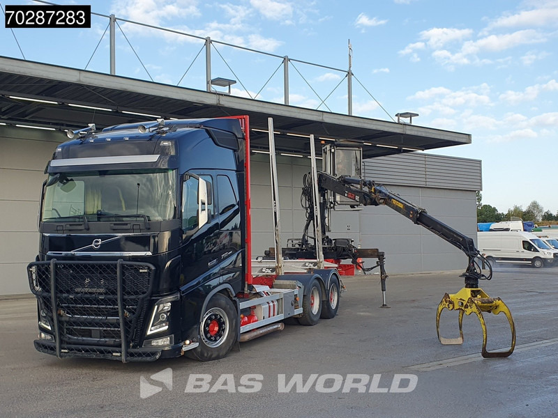 Volvo FH16 750 FH16 6X4 HIAB E96S 79 wood crane Retarder Dynamic-Steering Big-Axle Euro 6 - Holztransporter, Autokran: das Bild 5 Volvo FH16 750 FH16 6X4 HIAB E96S 79 wood crane Retarder Dynamic-Steering Big-Axle Euro 6 - Holztransporter, Autokran: das Bild 5
