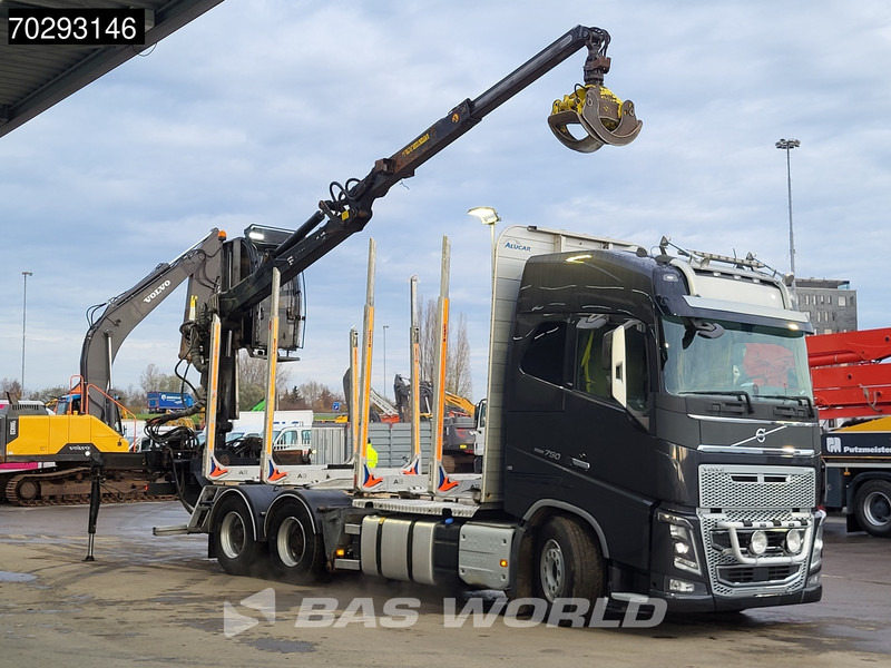 Volvo FH16 750 FH16 6X4 HIAB LOGLIFT F108S 83 Wood crane Retarder VEB+ Big-Axle Euro 6 - Holztransporter, Autokran: das Bild 3 Volvo FH16 750 FH16 6X4 HIAB LOGLIFT F108S 83 Wood crane Retarder VEB+ Big-Axle Euro 6 - Holztransporter, Autokran: das Bild 3