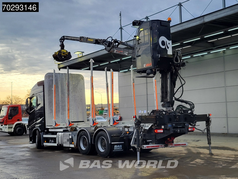 Volvo FH16 750 FH16 6X4 HIAB LOGLIFT F108S 83 Wood crane Retarder VEB+ Big-Axle Euro 6 - Holztransporter, Autokran: das Bild 2 Volvo FH16 750 FH16 6X4 HIAB LOGLIFT F108S 83 Wood crane Retarder VEB+ Big-Axle Euro 6 - Holztransporter, Autokran: das Bild 2