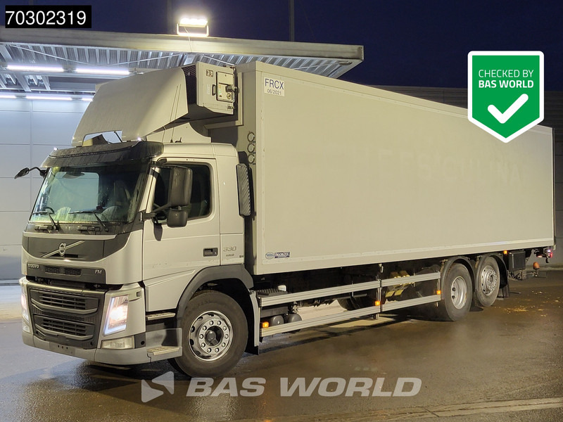 Volvo FM 330 6X2 Frigoblock FK25SL 2000kg Ladebordwand Lift+Steering Axle Euro 6 - Kühlkoffer LKW: das Bild 1 Volvo FM 330 6X2 Frigoblock FK25SL 2000kg Ladebordwand Lift+Steering Axle Euro 6 - Kühlkoffer LKW: das Bild 1