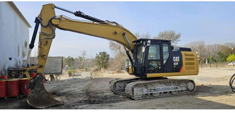 Caterpillar 323F - Kettenbagger: das Bild 2 Caterpillar 323F - Kettenbagger: das Bild 2