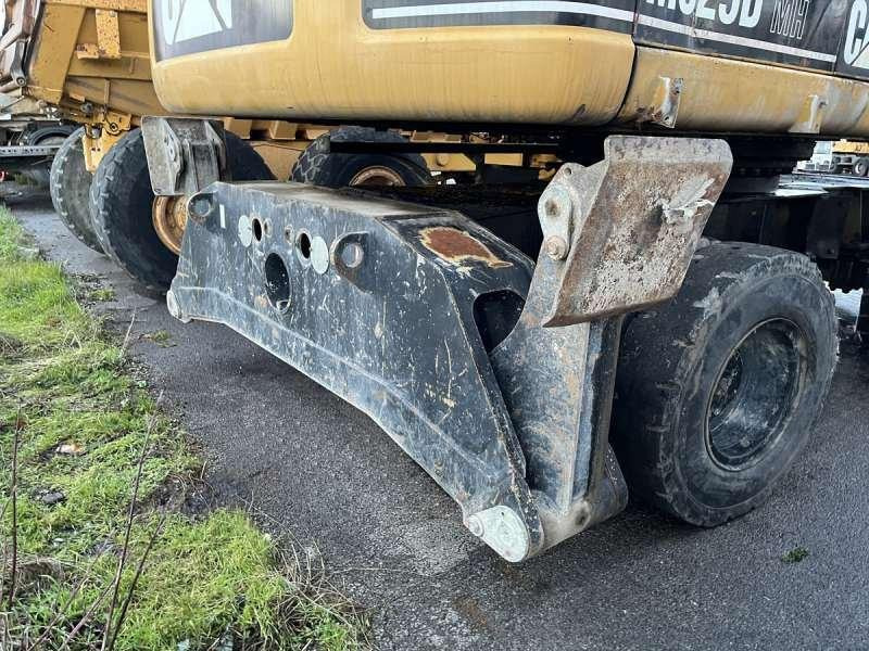 Umschlagbagger Caterpillar M325D MH: das Bild 17 Umschlagbagger Caterpillar M325D MH: das Bild 17