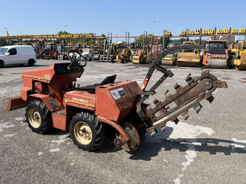 DITCH WITCH 2020K - Grabenbagger/ Grabenfräse: das Bild 5 DITCH WITCH 2020K - Grabenbagger/ Grabenfräse: das Bild 5