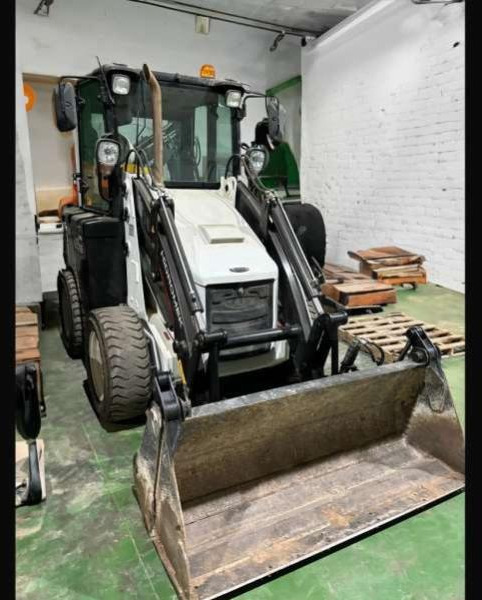 Hidromek HMK62SS - Baggerlader: das Bild 2 Hidromek HMK62SS - Baggerlader: das Bild 2