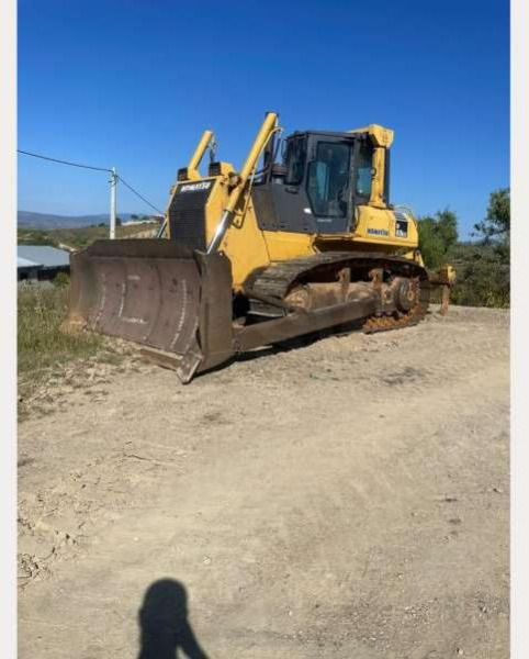 Komatsu D65EX-15 - Bulldozer: das Bild 5 Komatsu D65EX-15 - Bulldozer: das Bild 5