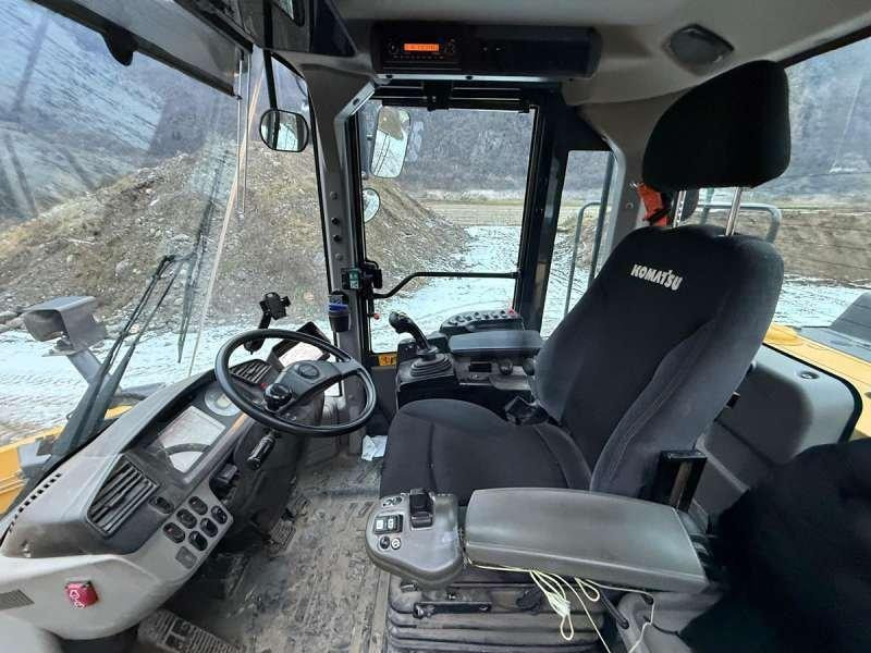 Radlader Komatsu WA380-8: das Bild 11 Radlader Komatsu WA380-8: das Bild 11