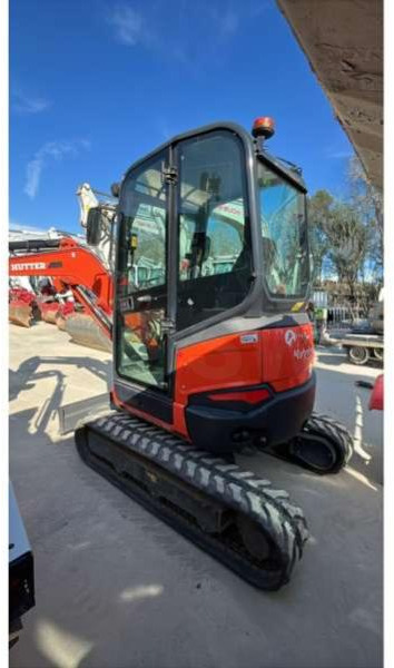 Kubota U27-4 HI - Minibagger: das Bild 2 Kubota U27-4 HI - Minibagger: das Bild 2