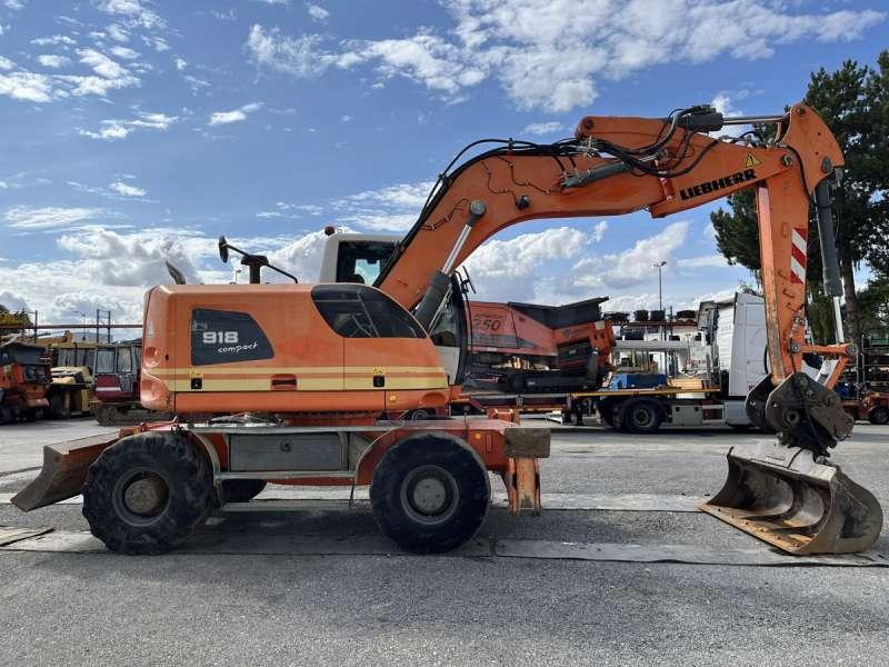 Mobilbagger Liebherr A918 COMPACT: das Bild 6