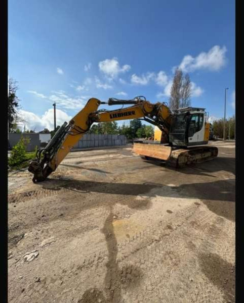 Liebherr R926 COMPACT - Kettenbagger: das Bild 2 Liebherr R926 COMPACT - Kettenbagger: das Bild 2
