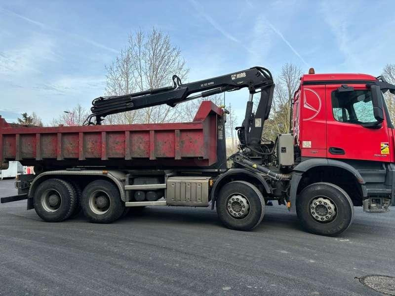 Mercedes AROCS 3243 8X4 - Abrollkipper: das Bild 4 Mercedes AROCS 3243 8X4 - Abrollkipper: das Bild 4