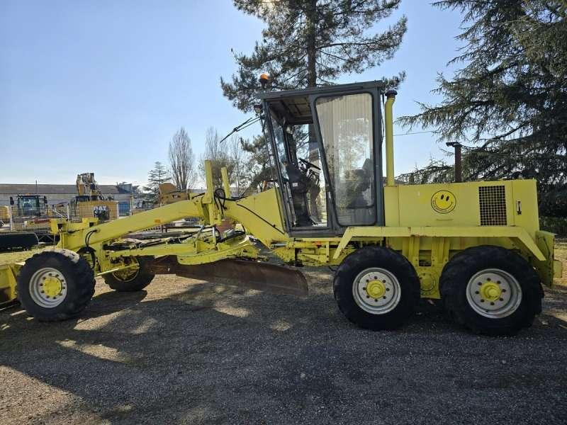 O and K F106A - Grader: das Bild 3 O and K F106A - Grader: das Bild 3