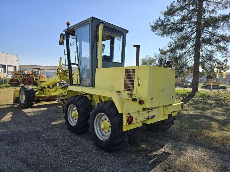 O and K F106A - Grader: das Bild 4 O and K F106A - Grader: das Bild 4
