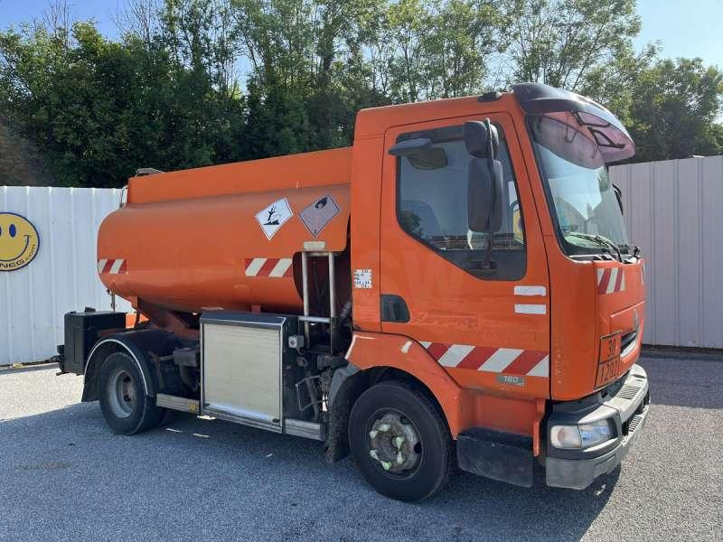 Renault MIDLUM 180 DCI - Tankwagen: das Bild 1 Renault MIDLUM 180 DCI - Tankwagen: das Bild 1