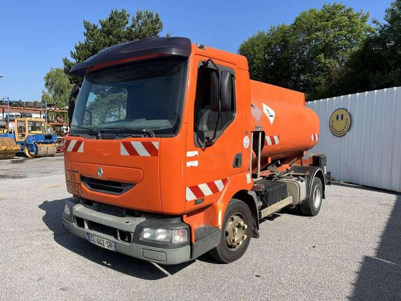 Renault MIDLUM 180 DCI - Tankwagen: das Bild 2 Renault MIDLUM 180 DCI - Tankwagen: das Bild 2